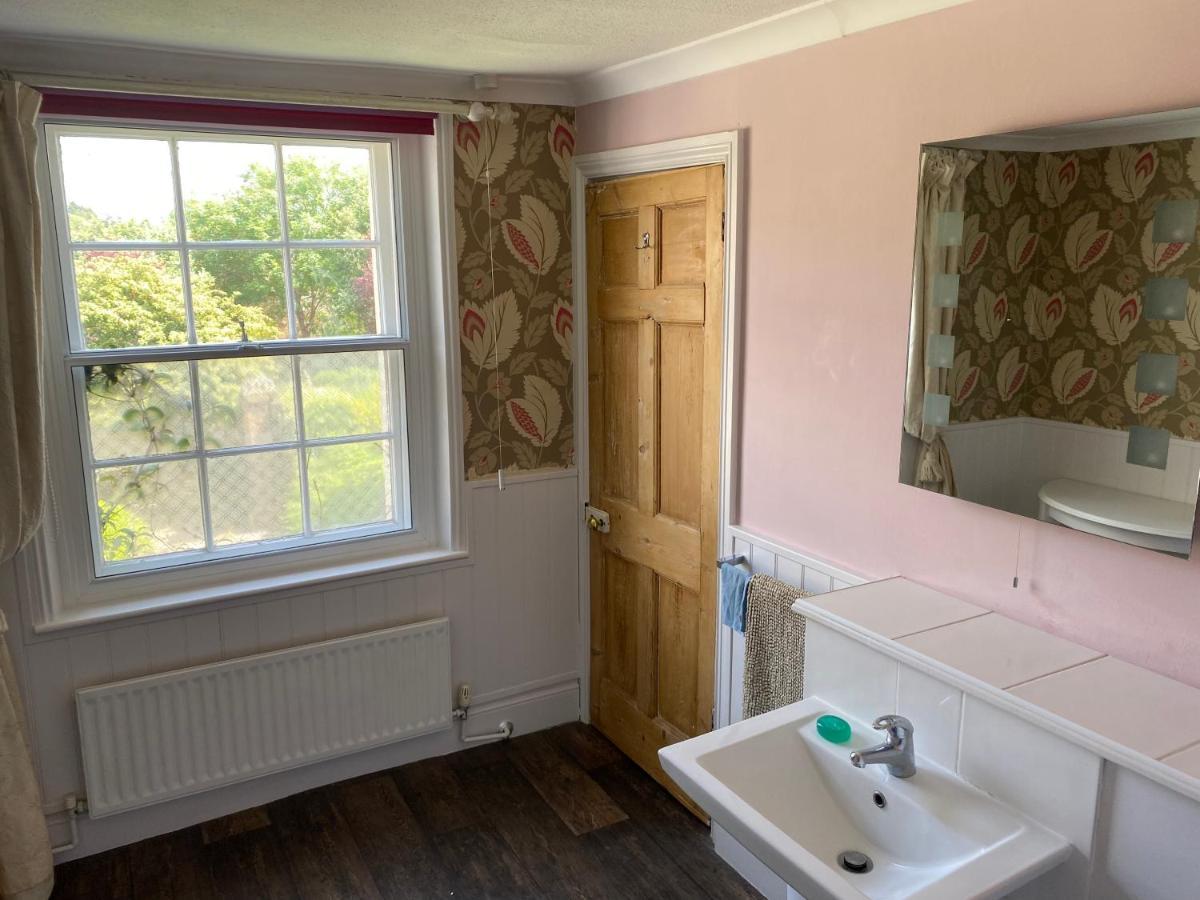 Heathcote House Bed and Breakfast Milborne Saint Andrew Buitenkant foto